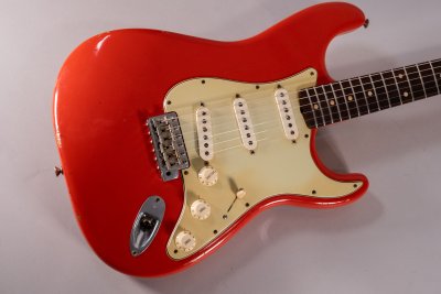 FENDER STRATO 60 RELIC FIESTA RED USATA