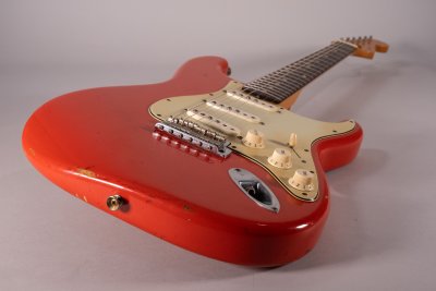 FENDER STRATO 60 RELIC FIESTA RED USATA