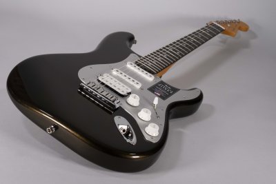 Fender Stratcaster HSS American Ultra II Texas Tea