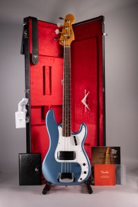 Fender Custom Shop 1966 Precision Bass Relic Super Faded Aged Lake Placid Blue