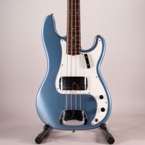 Fender Custom Shop 1966 Precision Bass Relic Super Faded Aged Lake Placid Blue