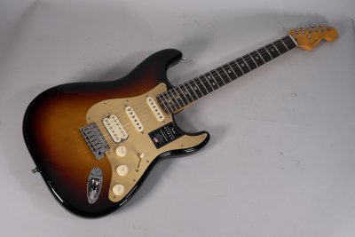 Fender Stratcaster HSS American Ultra II Ultraburst