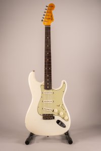 Fender Limited 62/63 Stratocaster Journeyman Relic Rw Aged Olympic White
