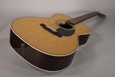 Martin & Co. OM-28E Reimagined LR Baggs Anthem