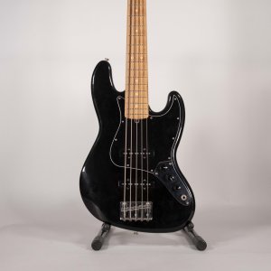 FENDER JAZZ MEX v USATO