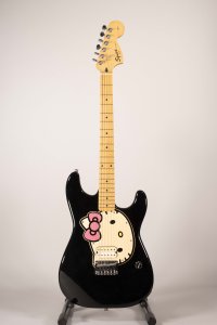 squier strato hello kytty usata