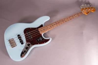 Fender Vintera 60S Jazz Bass Daphne Blue