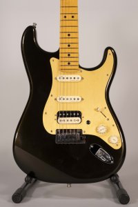 fender stratocaster ultra HSS usata