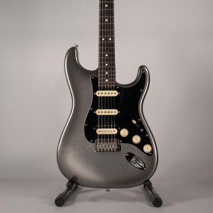 FENDER STRATOCASTER AM PRO II USATA