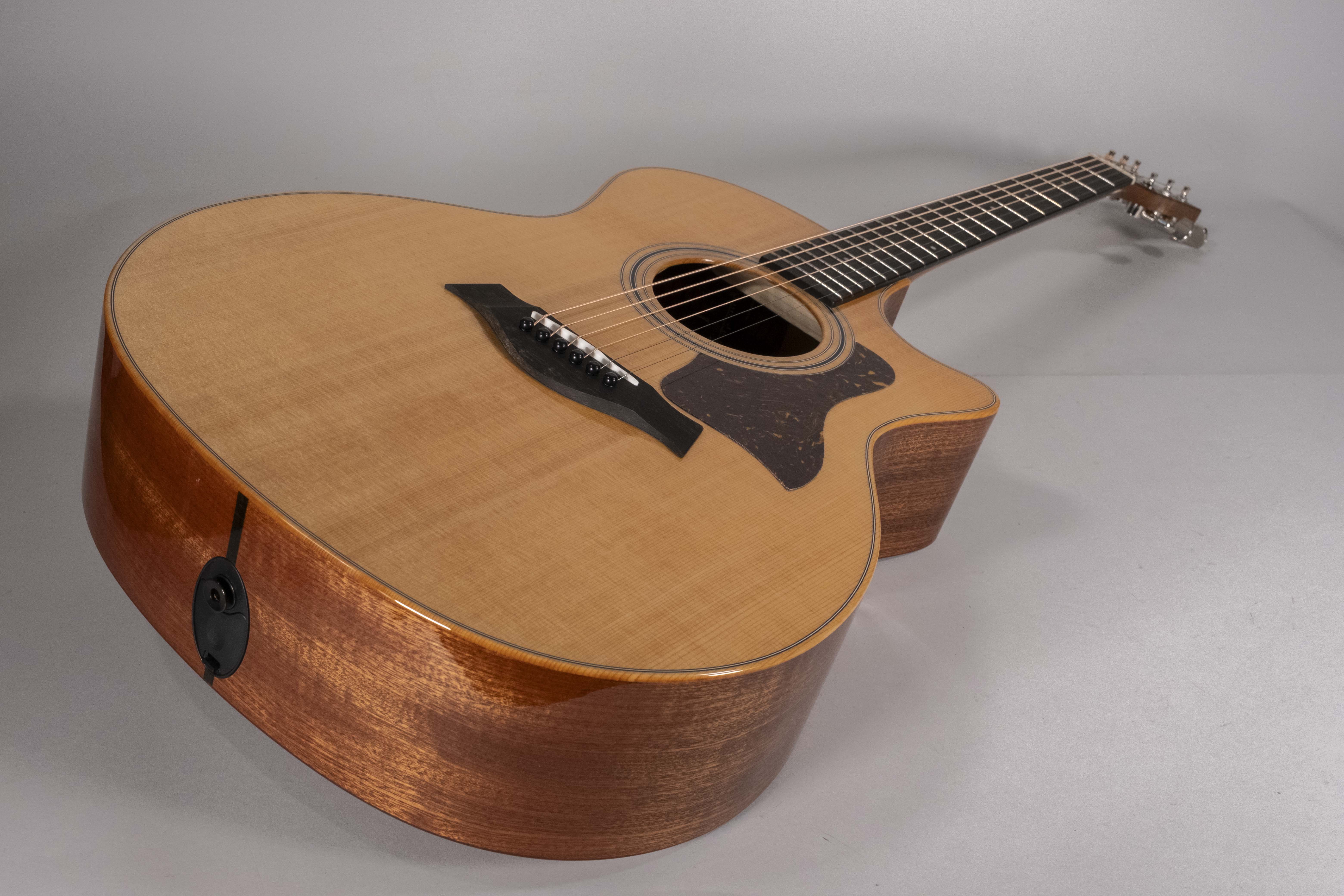 Taylor 314CE Studio Special Edition
