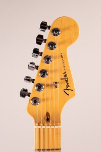 fender stratocaster deluxe usata