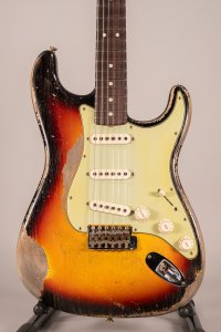 Fender Custom Shop 63 Strat Relic Masterbuilt by Greg Fessler 3-Color Sunburst