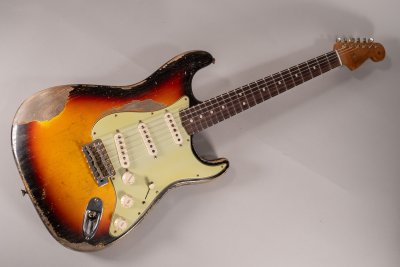 Fender Custom Shop 63 Strat Relic Masterbuilt by Greg Fessler 3-Color Sunburst