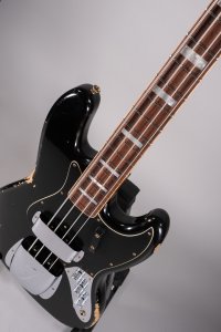 Fender Custom Shop Jazz Bass Heavy Relic Aged Black Limited Edition