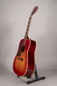 GIBSON HUMMINGBIRD LEFT CHERRY USATA