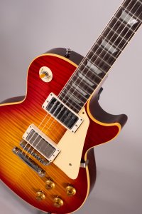 Gibson Custom Shop 1959 Les Paul Standard Vos Reissue Washed Cherry Sunburst