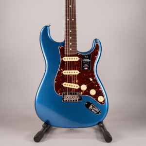 Fender American Professional Ii Stratocaster Rosewood Lake Placid Blue