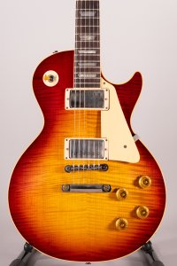 Gibson Custom 1959 Les Paul Standard Factory Burst Ultra Light Aged