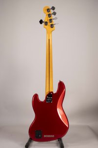 Fender Jazz Ultra II red 5 c Usato