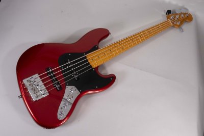 Fender Jazz Ultra II red 5 c Usato