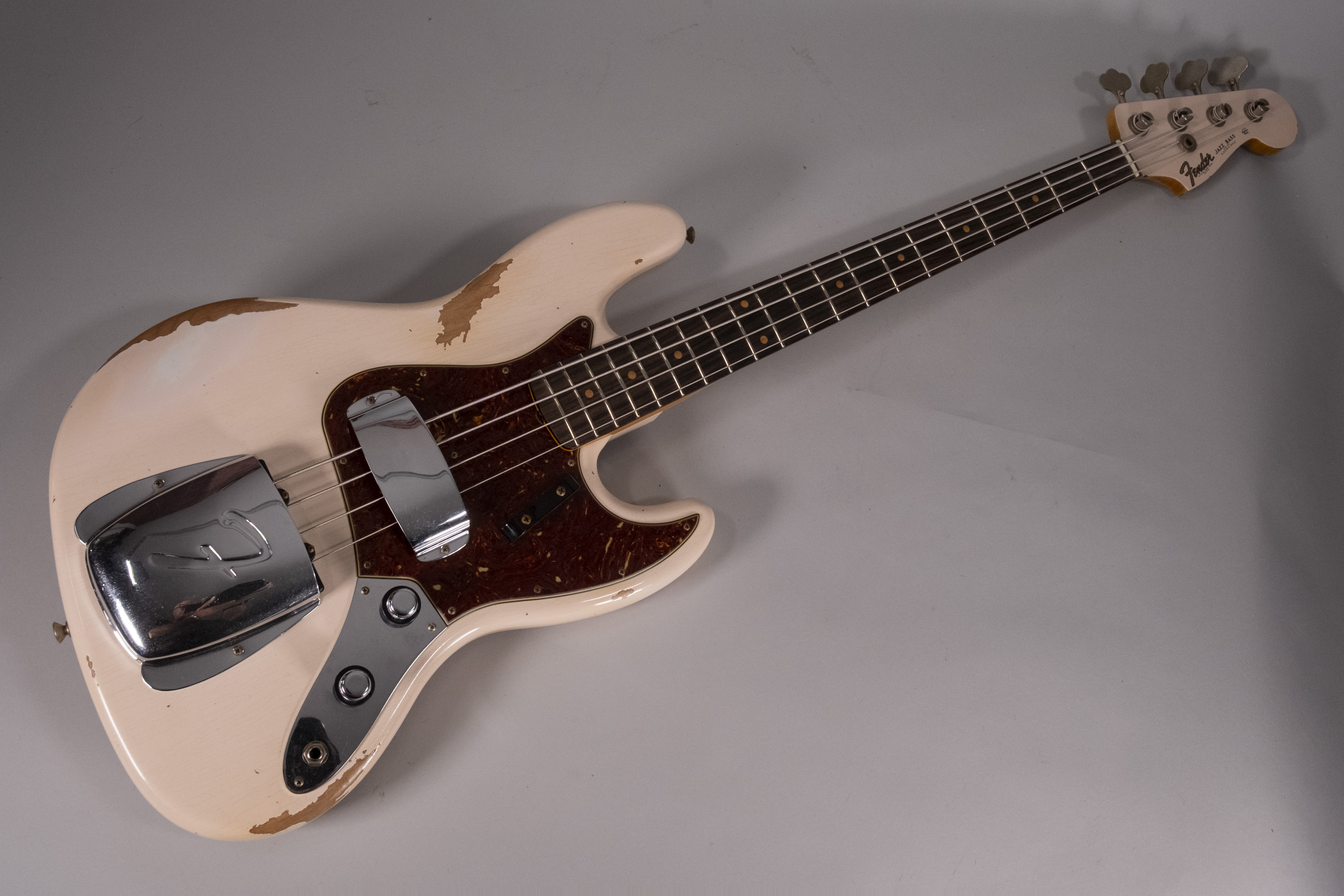 Fender Custom Shop 1961 Jazz Bass Heavy Relic 3A RW Super Faded Aged Shell Pink