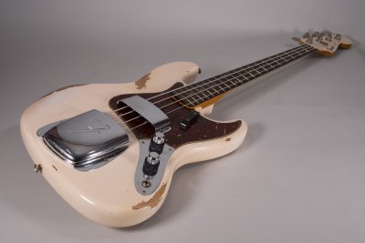 Fender Custom Shop 1961 Jazz Bass Heavy Relic 3A RW Super Faded Aged Shell Pink