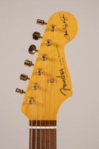 Fender Strato Stevie Ray V. Usato