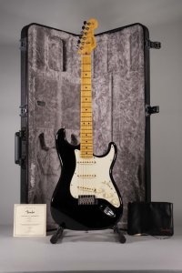 FENDER STRATOCASTER AM PRO II USATA