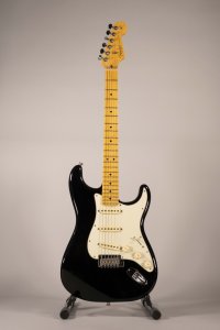 FENDER STRATOCASTER AM PRO II USATA