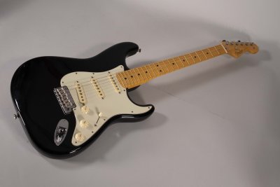 FENDER STRATOCASTER AM PRO II USATA