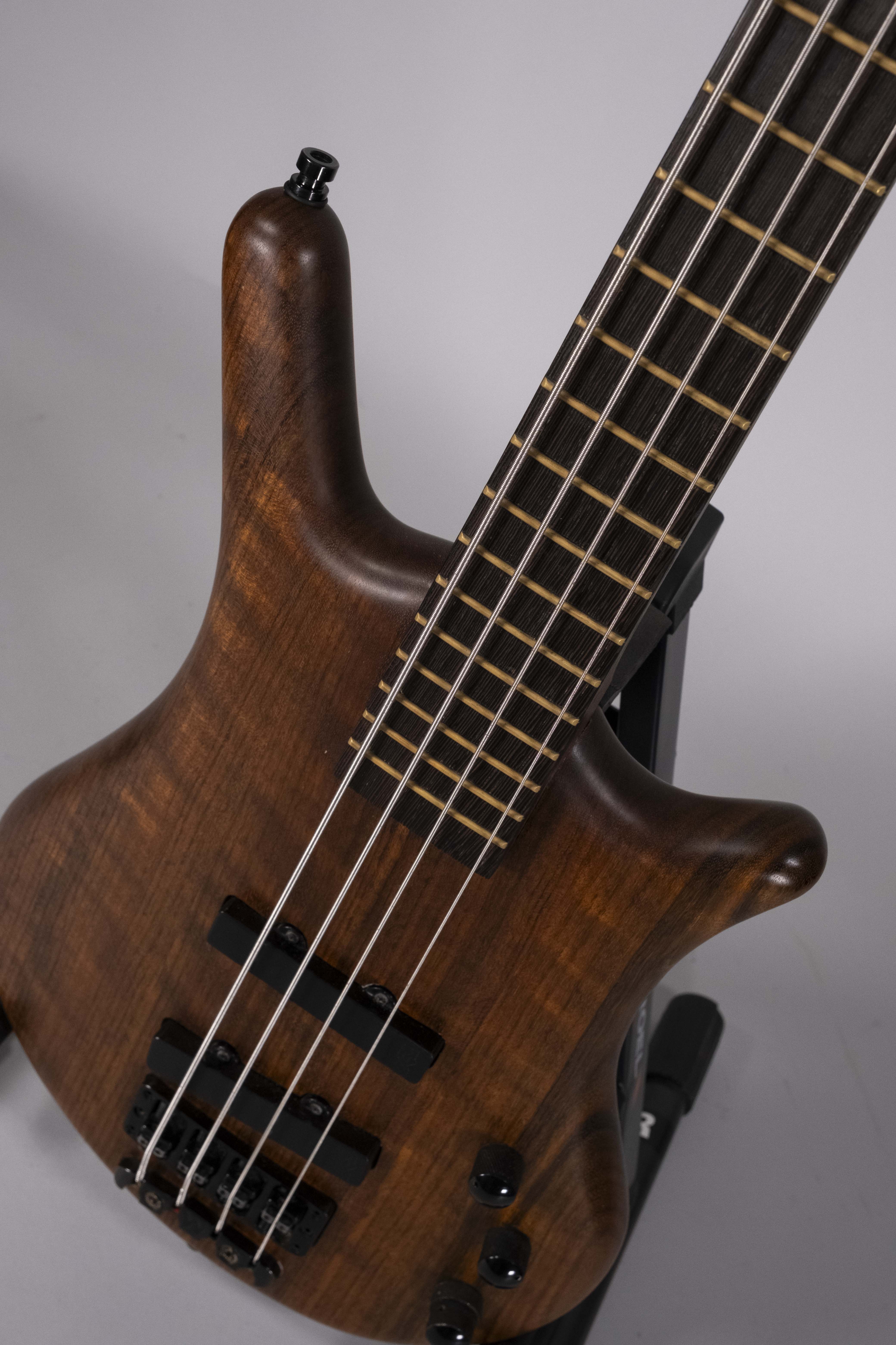 warwick thumb bolt on usato
