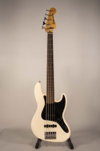 Fender Bass 5c Mex White Usato