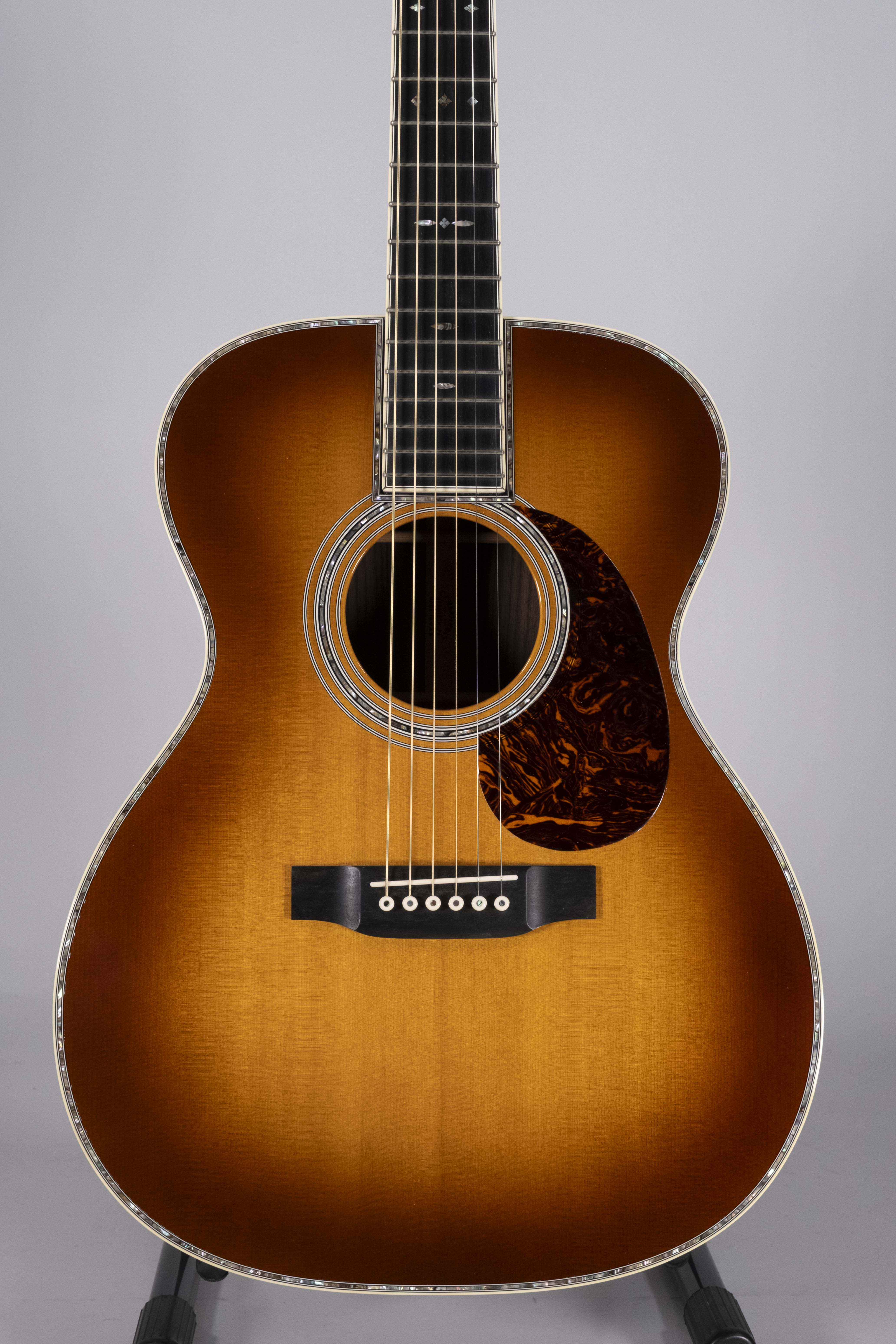 MARTIN 00042 AMBERBURST USATA