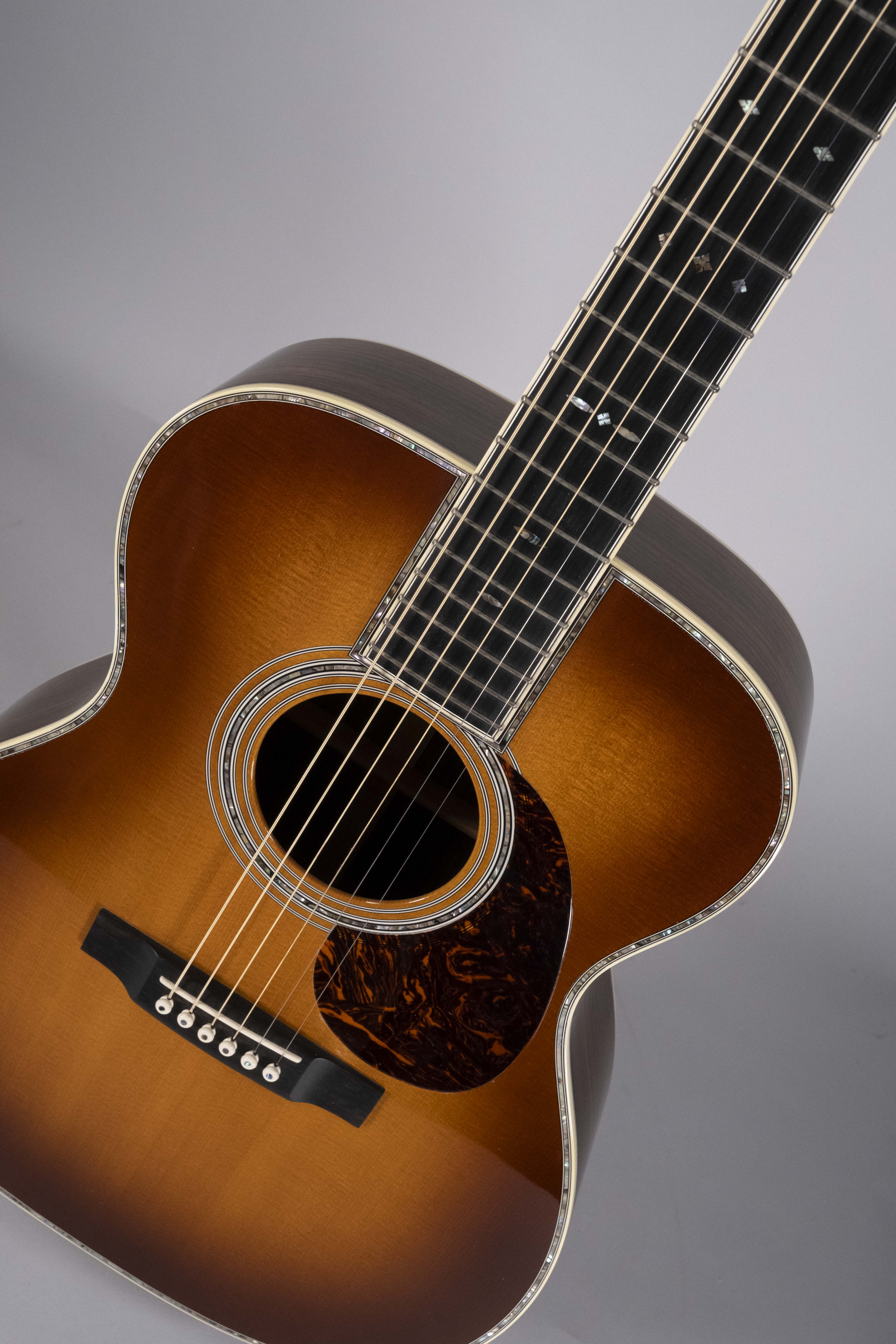 MARTIN 00042 AMBERBURST USATA