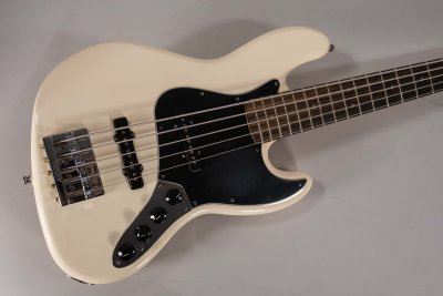 Fender Bass 5c Mex White Usato