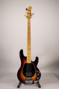 MUSIC MAN STINGRAY RETRO 70 USATO