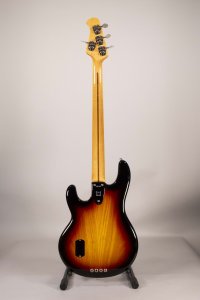 MUSIC MAN STINGRAY RETRO 70 USATO