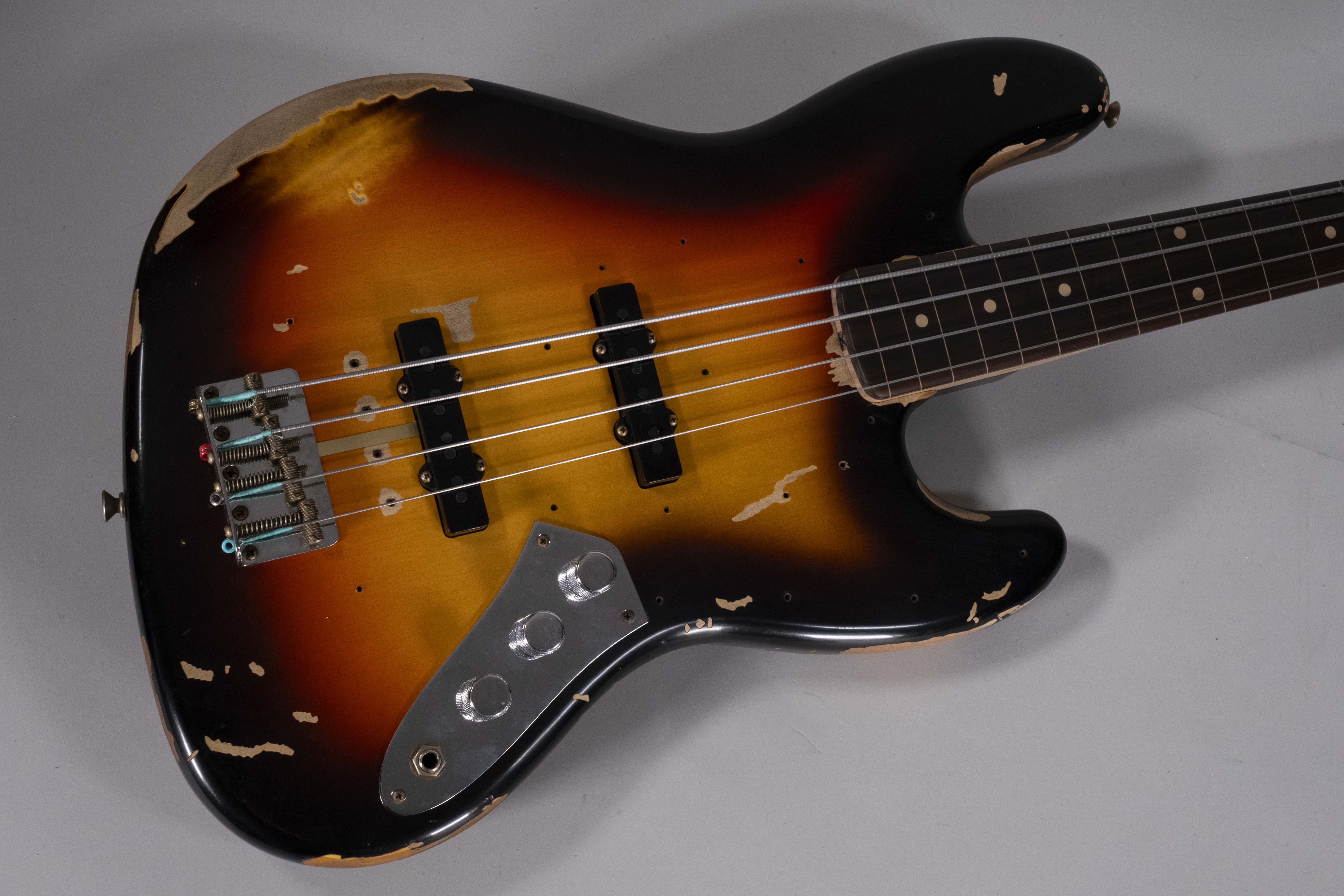 Fender Jaco Pastorius Tribute Fretless Jazz Bass Rosewood 3 Color Sunburst