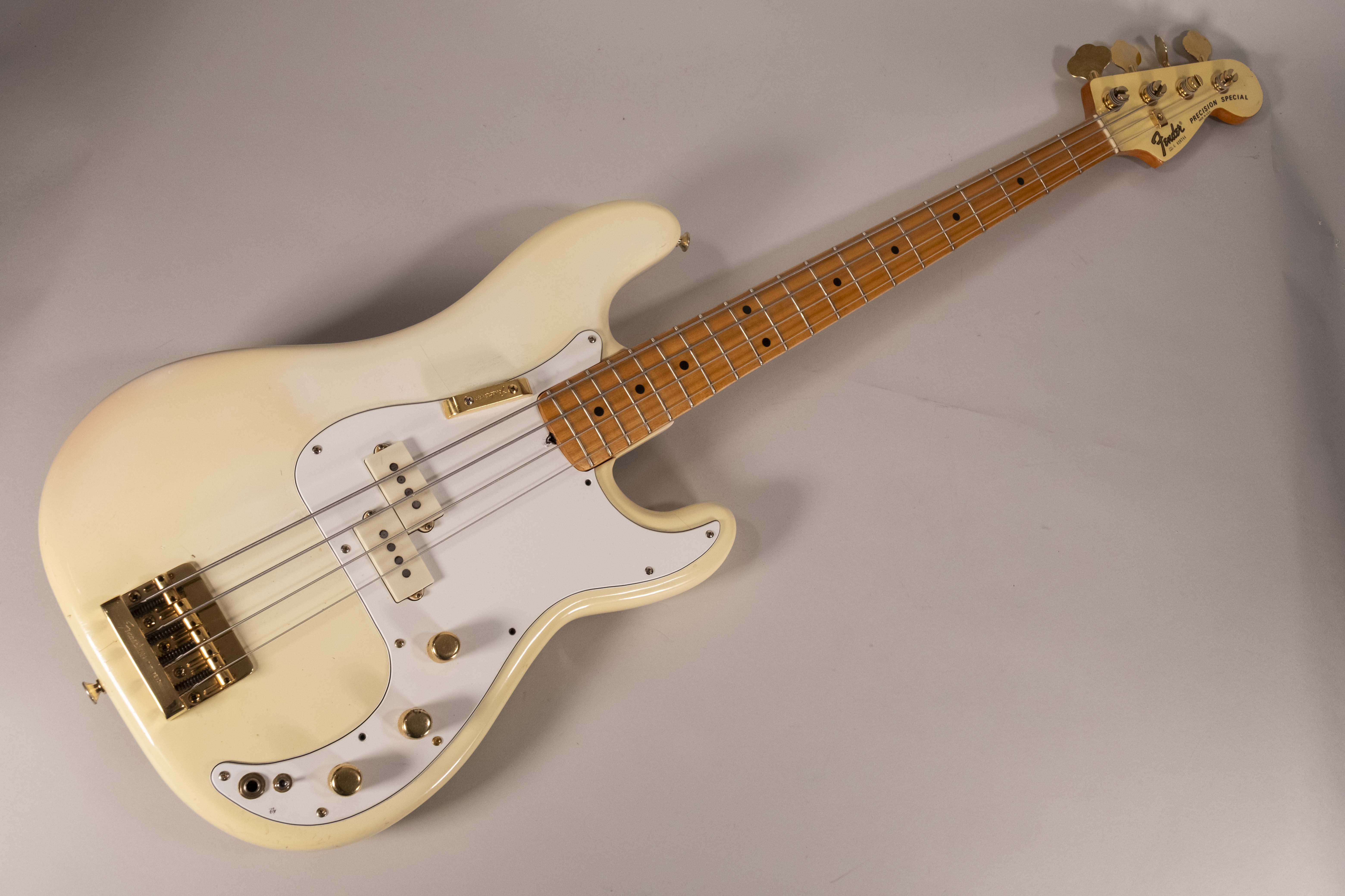 FENDER PRECISION SPECIAL 82 USATO