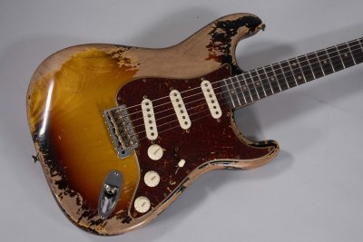 Fender Custom Shop F22 Ltd Super Heavy Relic 1960 Stratocaster 3 Tone Sunburst
