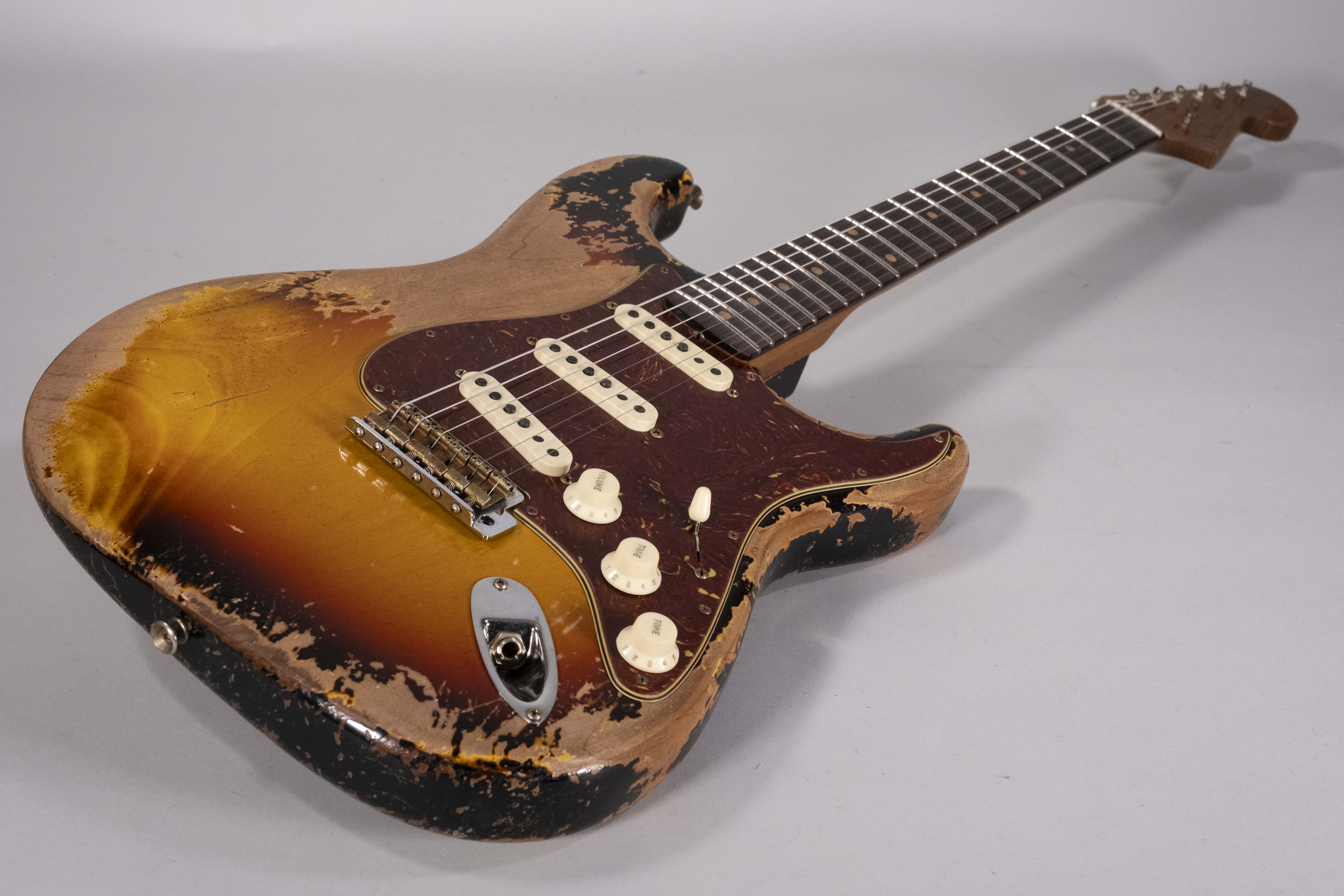 Fender Custom Shop F22 Ltd Super Heavy Relic 1960 Stratocaster 3 Tone Sunburst
