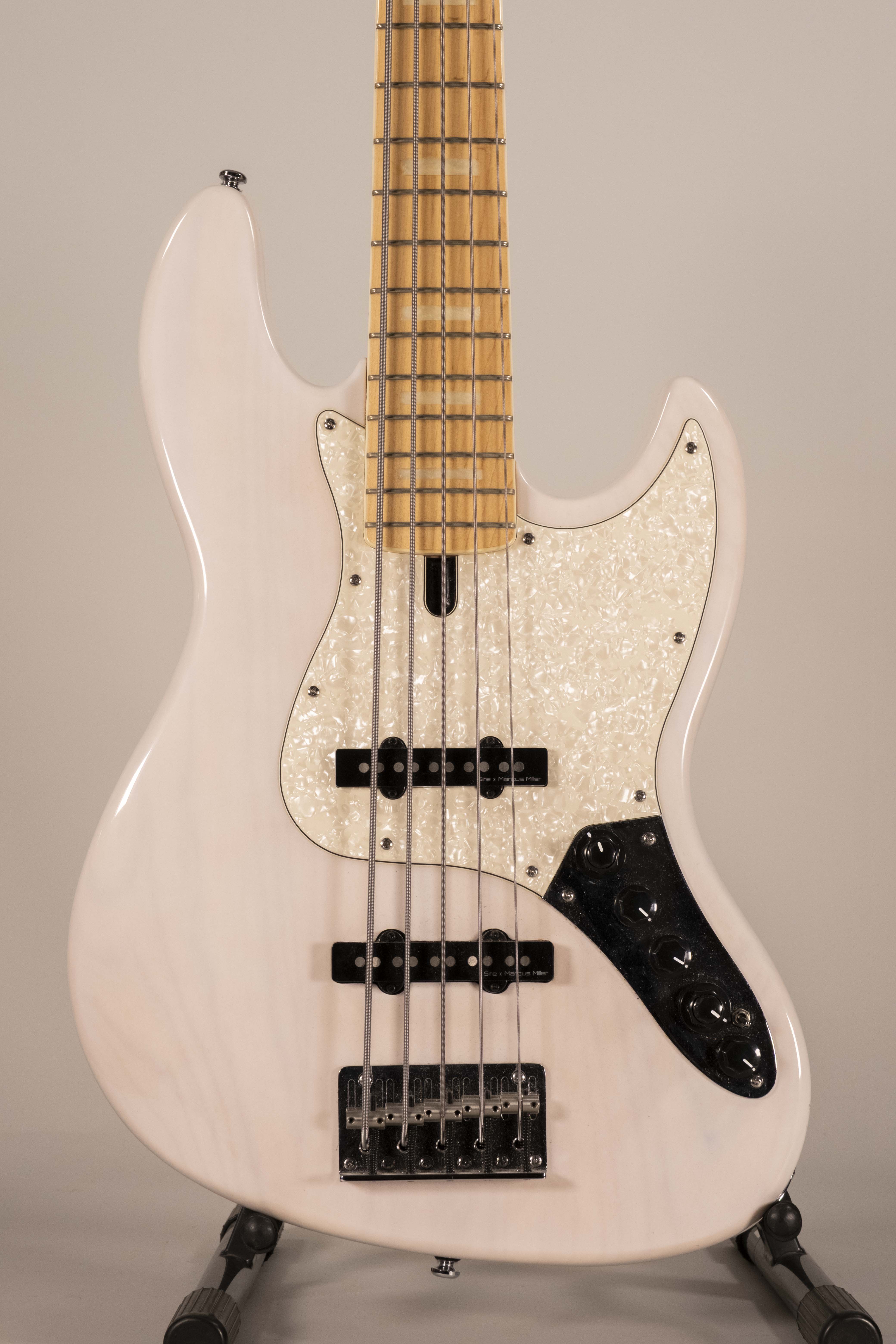 MARCUS MILLER V7 USATO