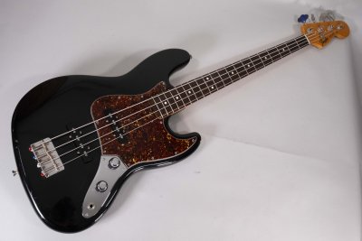 FENDER JAZZ VINTAGE 62 BLK USATO