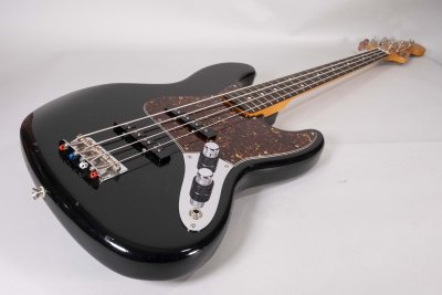 FENDER JAZZ VINTAGE 62 BLK USATO