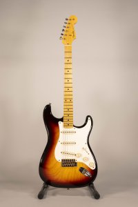 Fender Custom Shop Limited Ed 1956 Stratocaster Journeyman Relic 3Color Sunburst