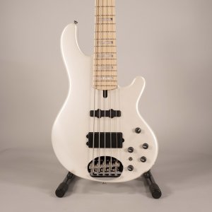 Lakland Skyline 5502 Custom White Pearl