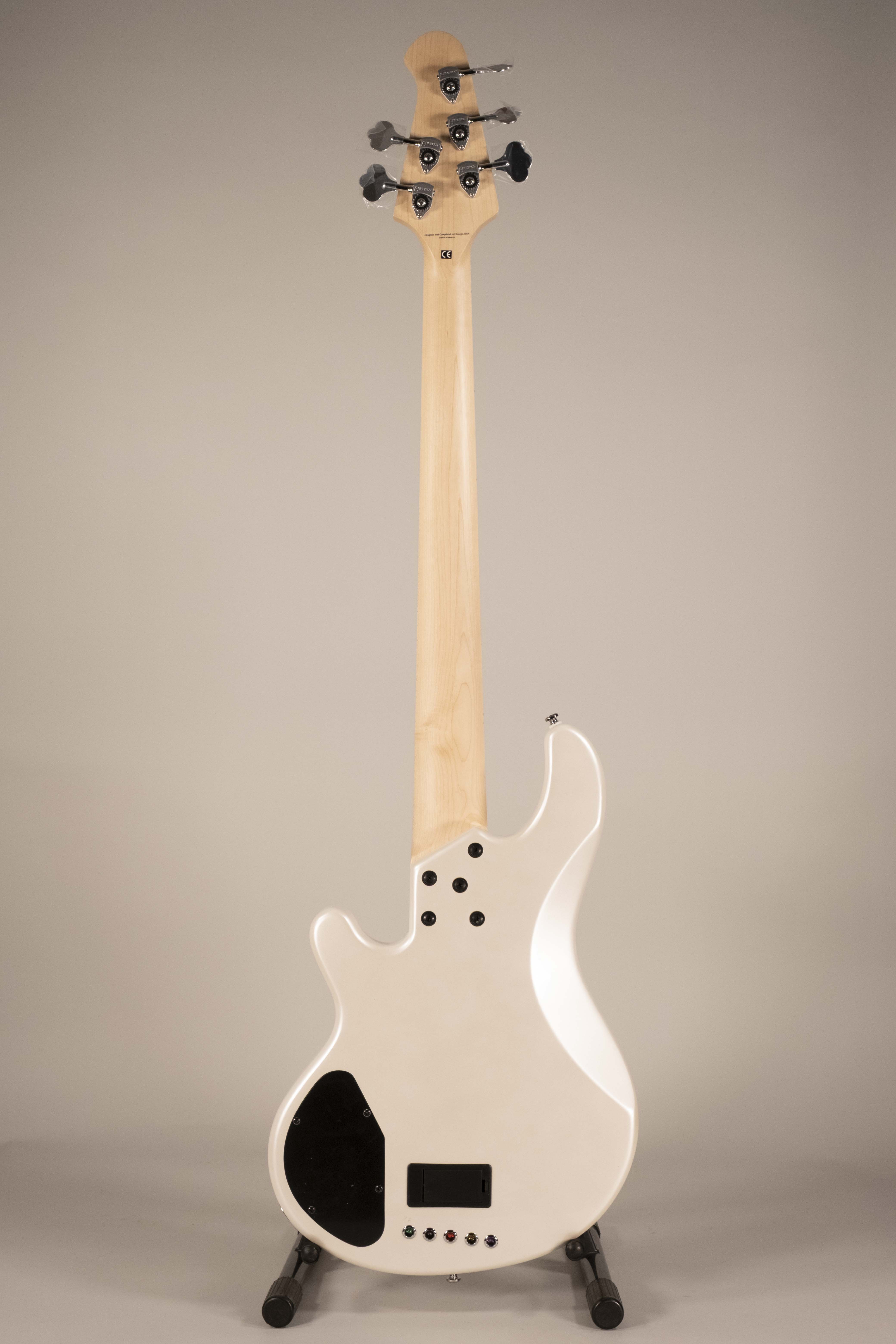 Lakland Skyline 5502 Custom White Pearl