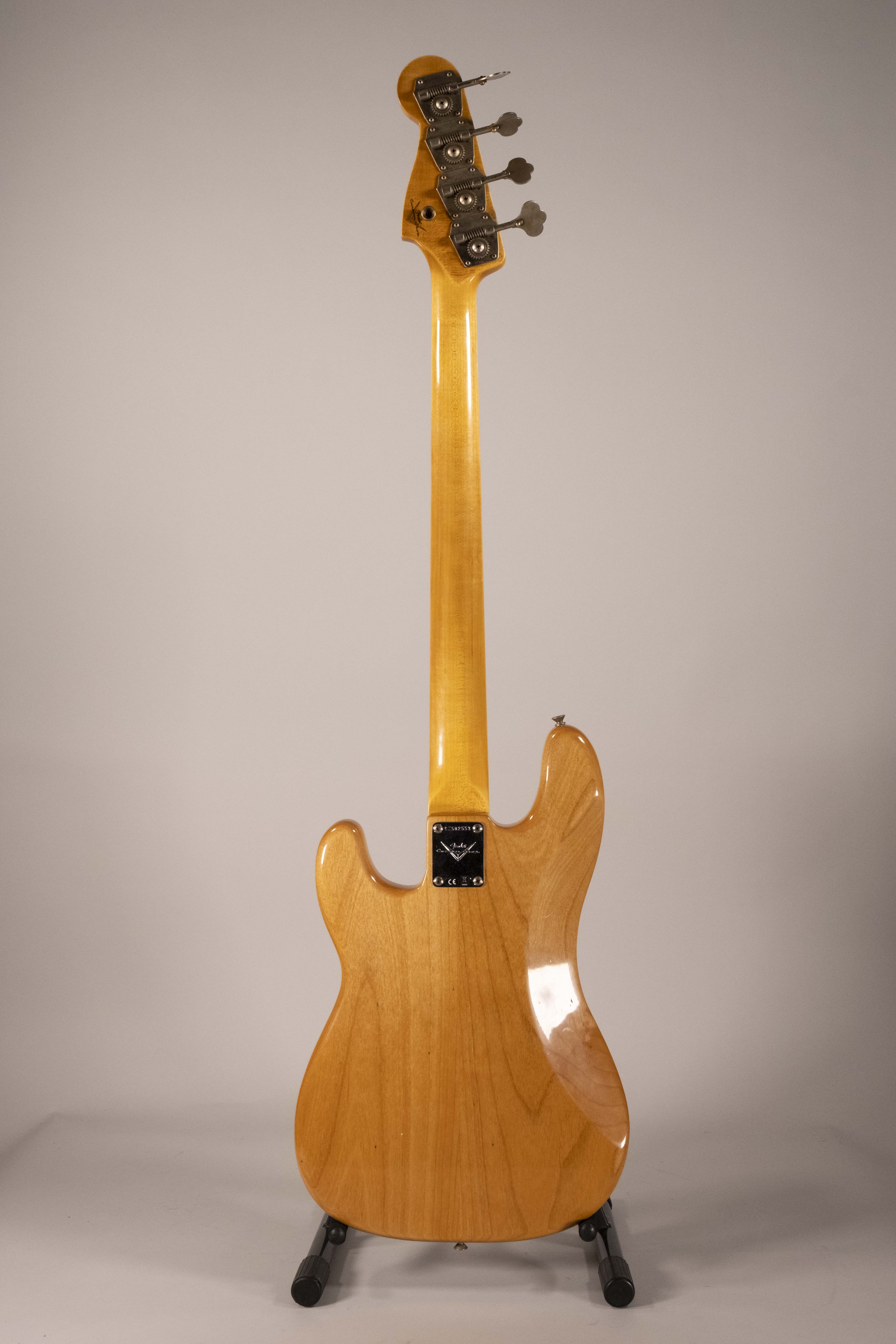 Fender Custom Shop 1966 Precision Bass Journeyman Relic 3A RW Aged Natural