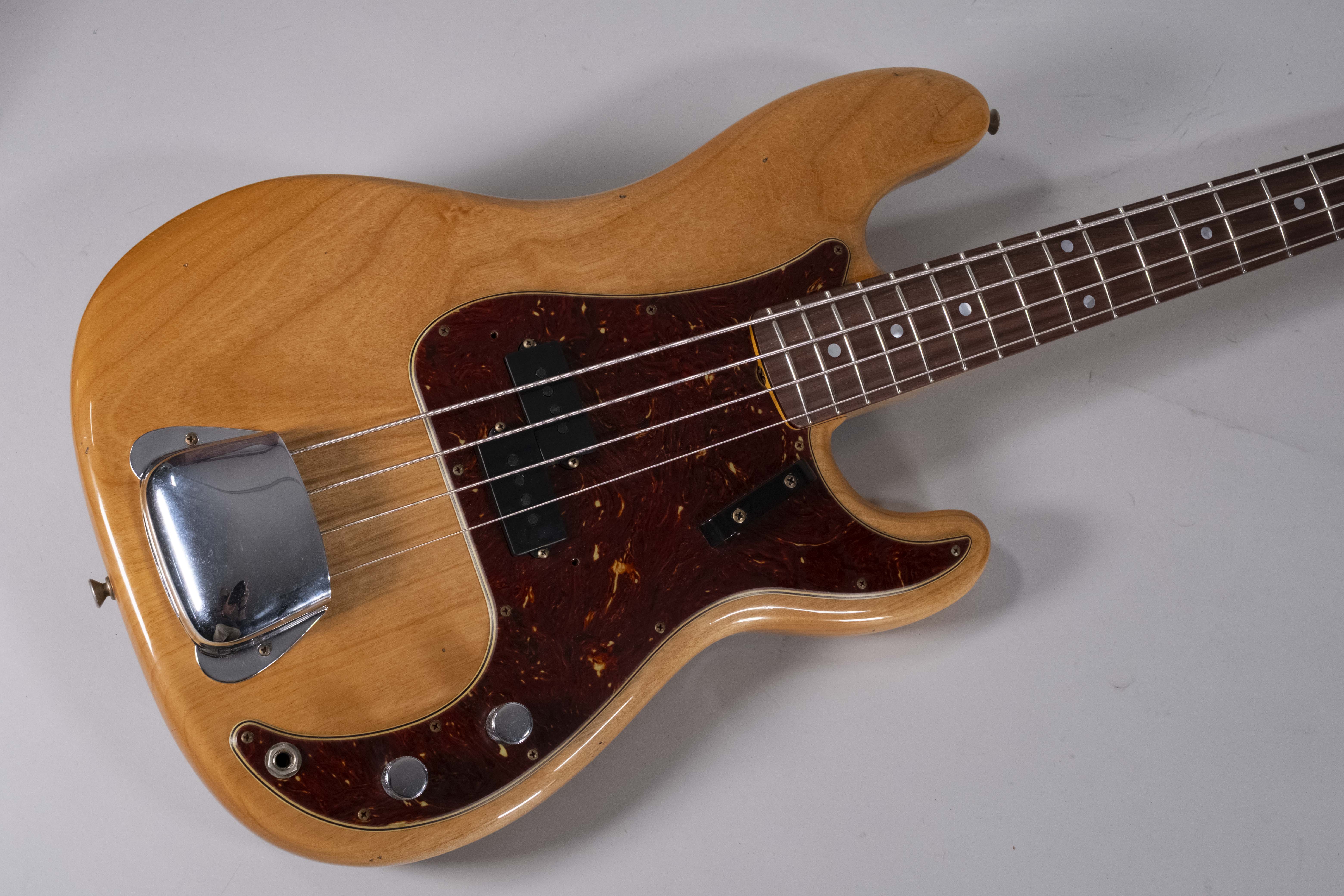 Fender Custom Shop 1966 Precision Bass Journeyman Relic 3A RW Aged Natural