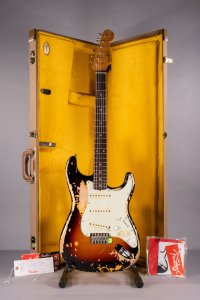 Fender Stratocaster Mike MCCready Rw 3 Color Sunburst